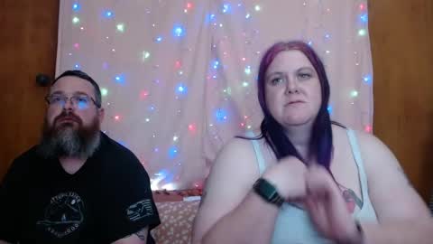 Snapshot of leenieb88 chatting on December 30, 1:58 am Leenie online show from December 30, 1:58 am