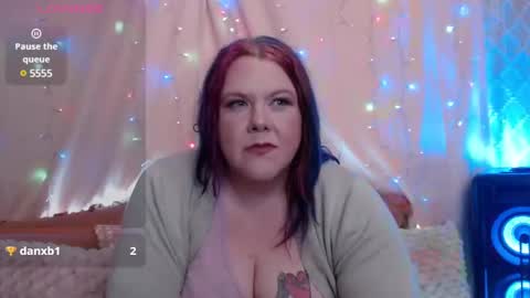 Snapshot of leenieb88 chatting on January 2, 2:54 am Leenie online show from January 2, 2:54 am