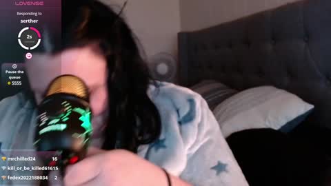 Snapshot of leenieb88 chatting on January 18, 2:58 am Leenie online show from January 18, 2:58 am