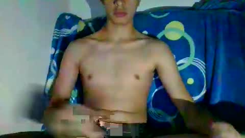 leesef2529 online show from April 19, 7:27 pm