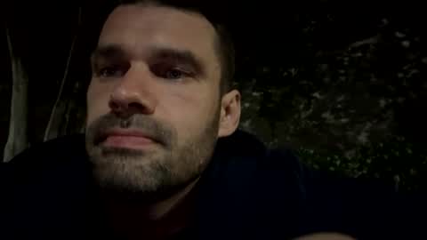 Snapshot of leexxx_69 chatting on October 22, 2:45 am leexxx_69 online show from October 22, 2:45 am