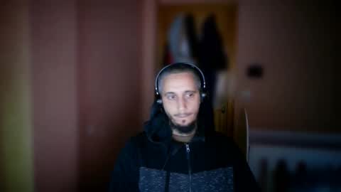 lefrenchiies online show from November 17, 7:36 am