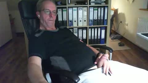 Dave online show from September 29, 10:25 pm