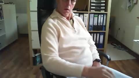 Dave online show from February 15, 11:19 am