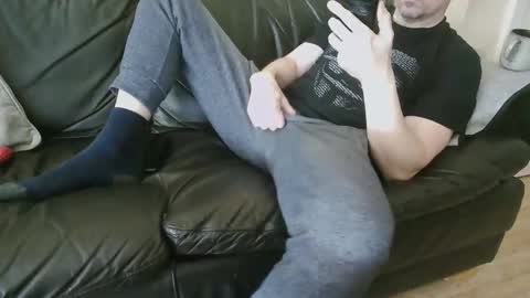 UK lover online show from March 30, 12:50 pm