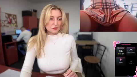 LegsLONG online show from February 10, 7:36 am