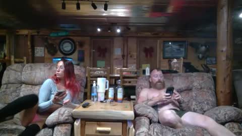 Snapshot of leia_jo chatting on June 14, 10:34 pm Bear online show from June 14, 10:34 pm