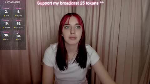 Snapshot of leia_moreno chatting on September 23, 10:07 am leia_moreno online show from September 23, 10:07 am