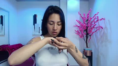 Leia.  online show from January 31, 11:13 am