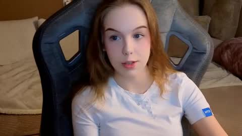 Snapshot of leiamurphy chatting on March 17, 9:01 am Leia online show from March 17, 9:01 am