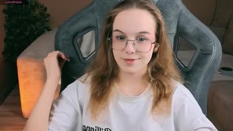 Leia online show from May 10, 1:27 pm
