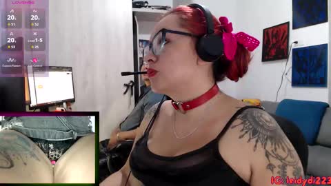 Snapshot of leidycrstnch21 chatting on October 23, 1:21 pm LeidyDi223 online show from October 23, 1:21 pm