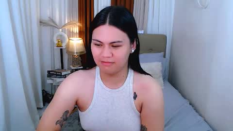 Snapshot of leighcortesi chatting on January 12, 2:28 am Cailey online show from January 12, 2:28 am