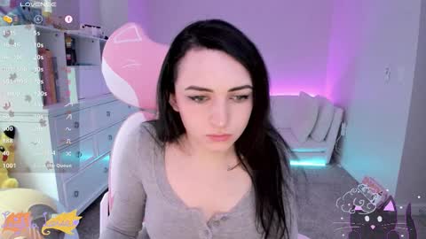 Leighla online show from October 27, 11:52 pm