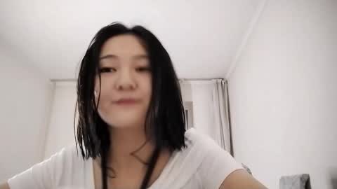 Snapshot of leighmentgen chatting on October 16, 2:18 pm Ur sunny Leigh online show from October 16, 2:18 pm