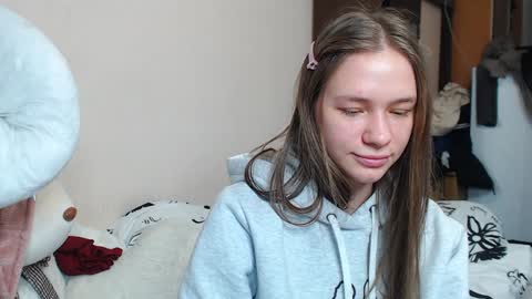 Snapshot of leila_bambi chatting on December 24, 12:55 am leila_bambi online show from December 24, 12:55 am