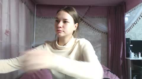 leila_bambi_ online show from December 1, 6:46 pm