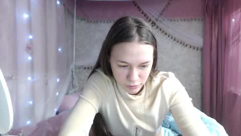 leila_bambi_ online show from December 22, 5:21 pm