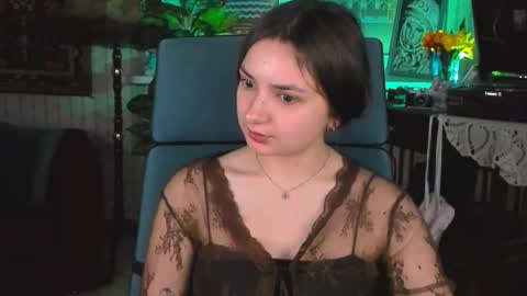 LeilaMurphy online show from March 11, 8:20 am