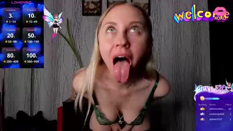 leila_sweetie online show from December 17, 4:29 am
