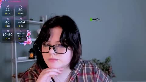 leila_viper_ online show from January 18, 7:50 pm