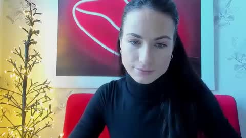 leilabloom online show from January 11, 9:15 am