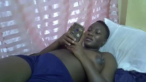 leilah_cute19 online show from May 15, 7:37 am