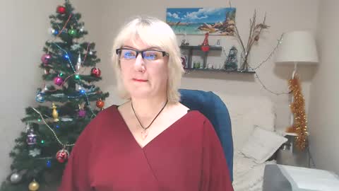 Snapshot of leilamays chatting on January 13, 12:35 pm Leila Kinky online show from January 13, 12:35 pm