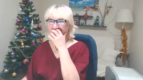 Snapshot of leilamays chatting on January 14, 11:31 am Leila Kinky online show from January 14, 11:31 am