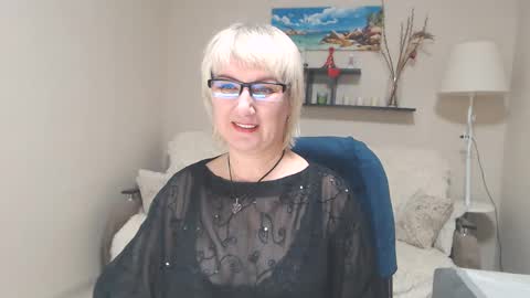 Snapshot of leilamays chatting on January 25, 9:47 am Leila Kinky online show from January 25, 9:47 am