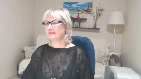 Snapshot of leilamays chatting on February 10, 8:09 am Leila Kinky online show from February 10, 8:09 am