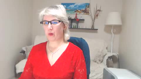Snapshot of leilamays chatting on February 18, 1:55 pm Leila Kinky online show from February 18, 1:55 pm
