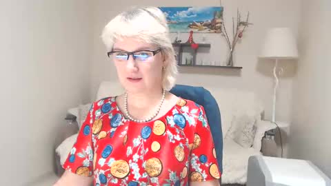 Snapshot of leilamays chatting on February 28, 2:53 am Leila Kinky online show from February 28, 2:53 am