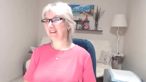 Leila Kinky online show from April 2, 3:59 am