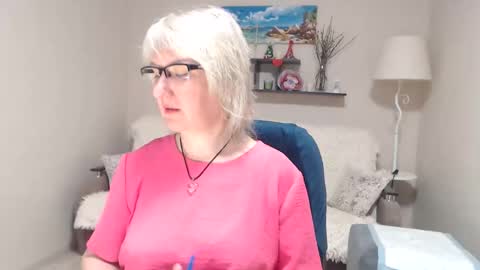 Leila Kinky online show from May 6, 2:51 am