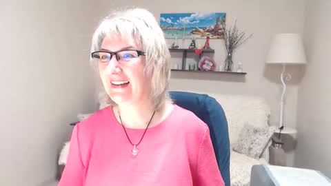 Leila Kinky online show from May 11, 3:45 am