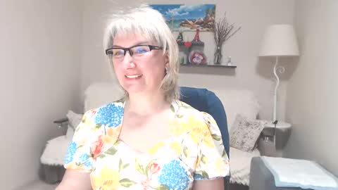 Leila Kinky online show from May 18, 6:08 am