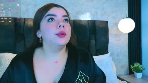 leilapons online show from March 19, 10:47 pm