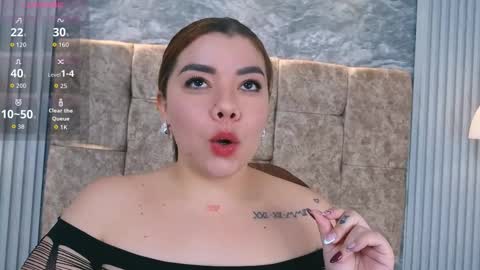 leilapons online show from March 26, 6:24 pm