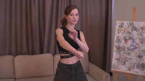 Esma online show from February 5, 7:57 am