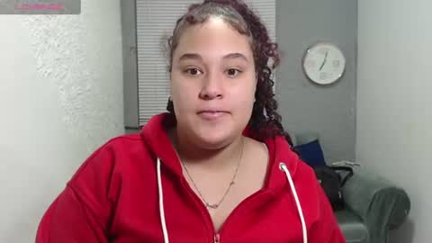 Snapshot of leilasosexy chatting on June 22, 12:13 pm leilasosexy online show from June 22, 12:13 pm