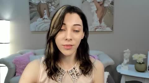 LeilaTaylors online show from March 28, 6:13 am