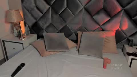 Leizathompson online show from November 22, 8:41 pm