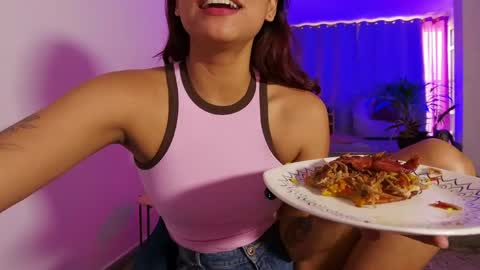 Leja online show from May 9, 6:13 pm