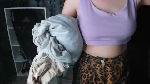 Lela online show from January 26, 6:07 am