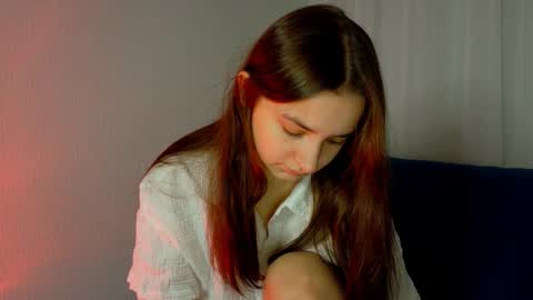 Lelia online show from October 19, 2:29 pm