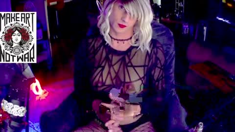Snapshot of lemon_stealing_whore chatting on May 12, 5:54 pm Lemon Stealing Whore online show from May 12, 5:54 pm
