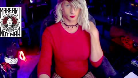Snapshot of lemon_stealing_whore chatting on May 17, 1:25 am Lemon Stealing Whore online show from May 17, 1:25 am