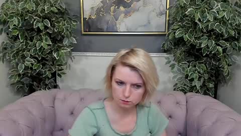 Lena online show from January 21, 1:00 pm