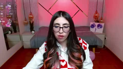 Lena online show from June 3, 8:25 pm